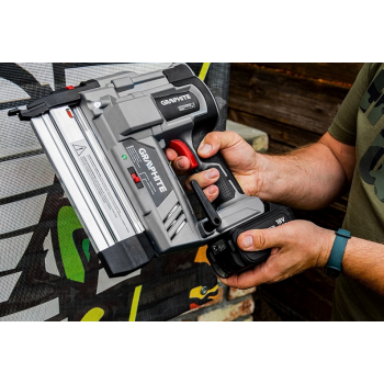 Zszywacz akumulatorowy Graphite 58G081