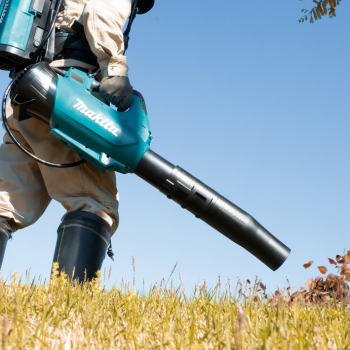 Dmuchawa akumulatorowa Makita UB001CZ