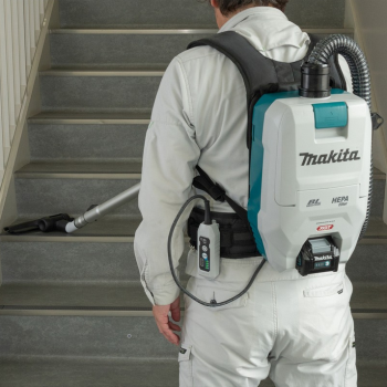 Odkurzacz plecakowy Makita VC008GZ