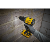 WIERTARKO-WKRĘTARKA AKUM. UDAROWA V20 18V 2*2.0AH + 50 AKC.