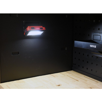 REFLEKTOR PRZENOŚNY 5W COB 300LM