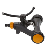 Zraszacz dokólny na kółkach Fiskars 1023657