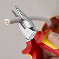 SZCZYPCE UNIWERSALNE Z OSTRO ZAKOŃCZONYMI SZCZĘKAMI PCV145MM