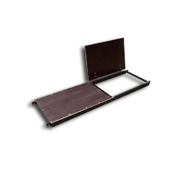 PODEST Z WŁAZEM DO RUSZTOWANIA WARSZAWSKIEGO